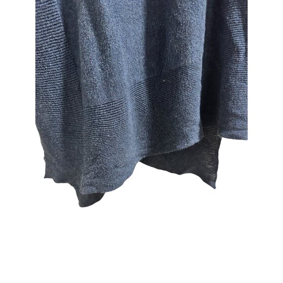 🍒 2/$20 🍒 Dark Turquoise Long Sleeve Sweater with Bow Design Down Back sz - Picture 4 of 10